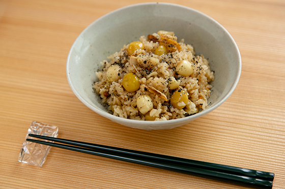 蓮の実とぎんなんの中華風炊き込みご飯